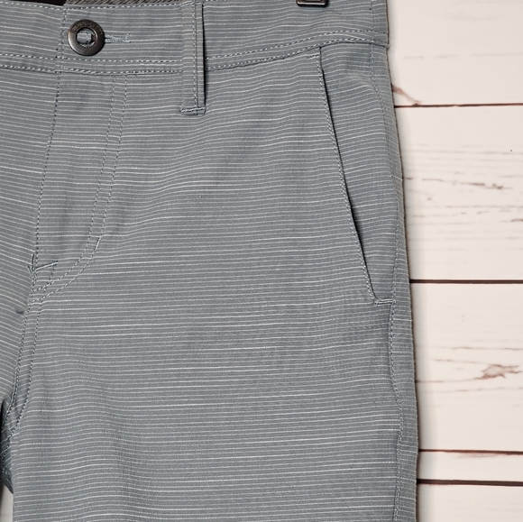 Volcom Gray Flat Front Shorts Size 27 - Picture 4 of 13